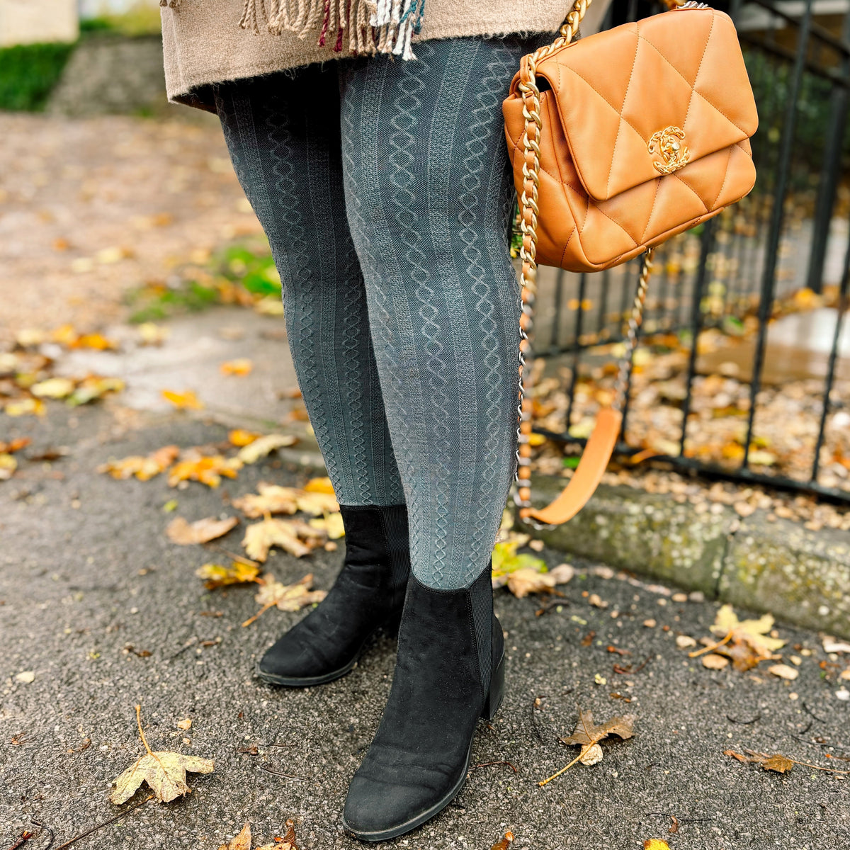 Grannies Cable Knit Wool Tights - Slate