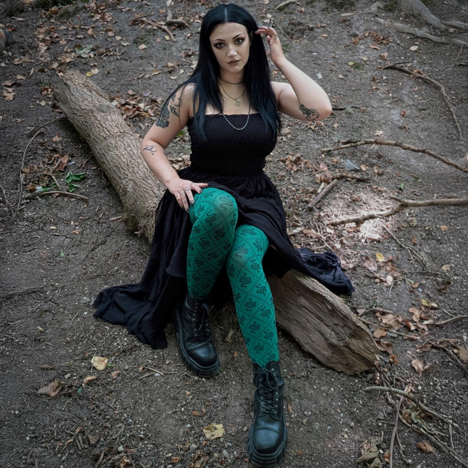 80 Denier Opaque Tights - Corra Snakes - Foliage Green