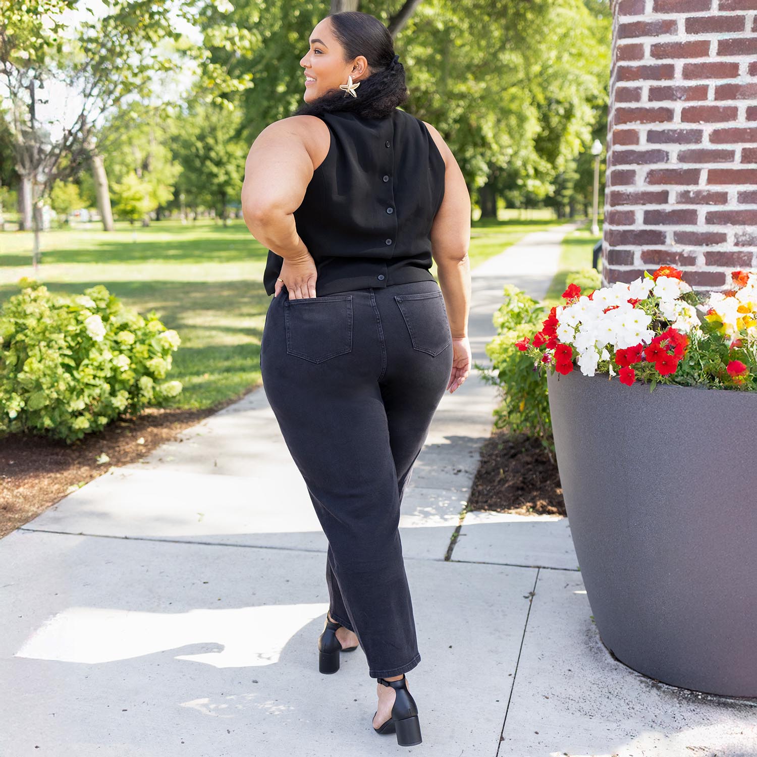 Organic Cotton Mom Jeans Sizes 4-38 Snag - Main Image