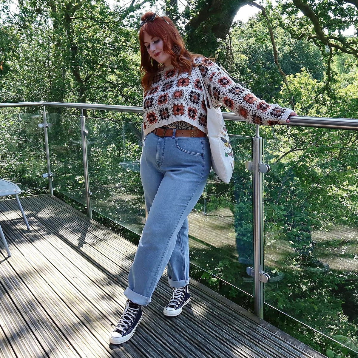 Lozzii, 5ft 6in / 168cm - Size E1 Reg
