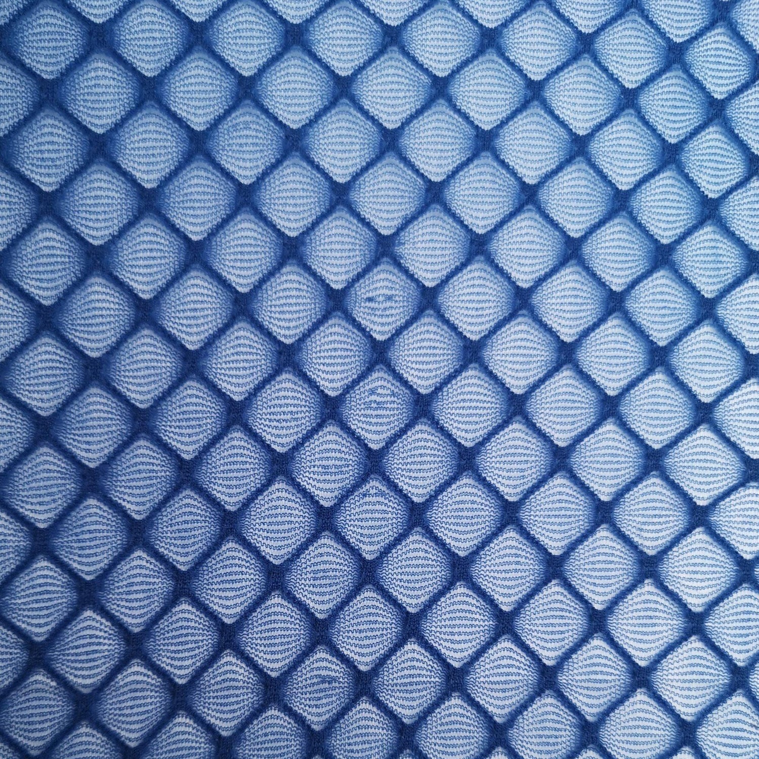 Blackadder - True Blue - Snag