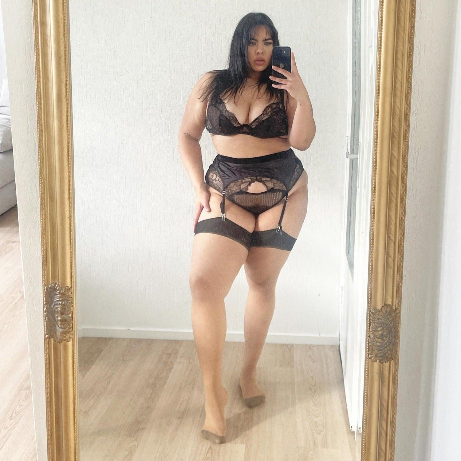 Columbia Stockings - Caramel Latte - Snag