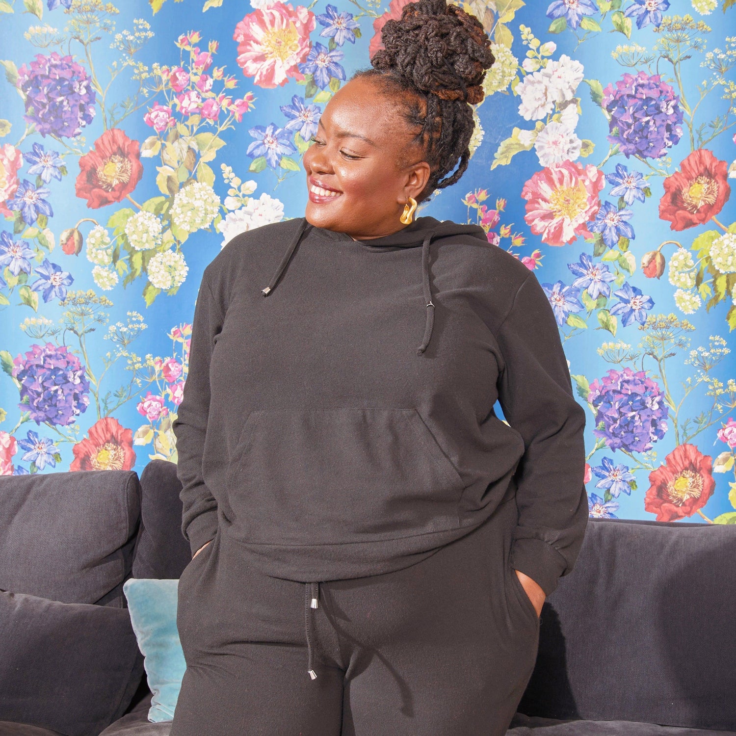 Hoodie - Black - Snag