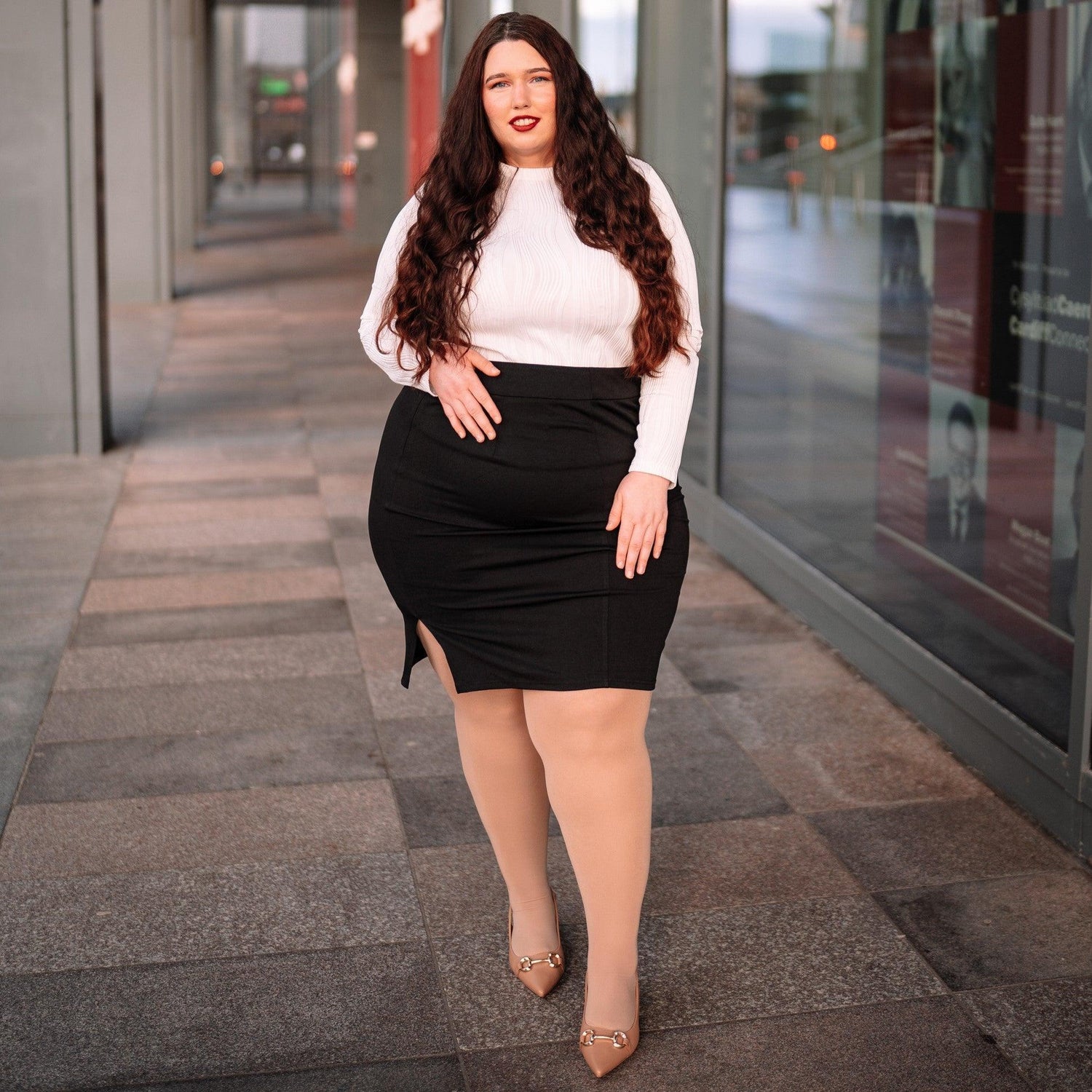 Huggy Light Compression Tights - Builders Tea - Snag