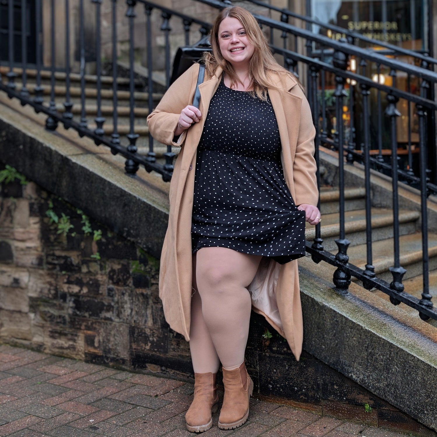 Huggy Light Compression Tights - Builders Tea - Snag