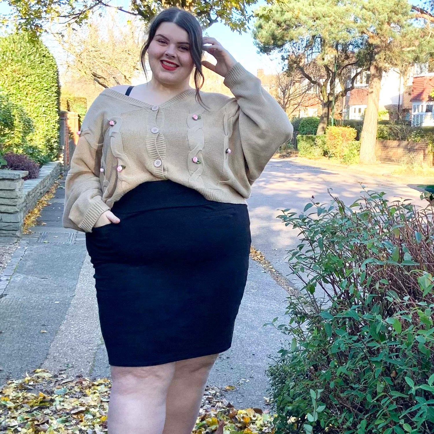 Pencil Skirt - Black - Snag