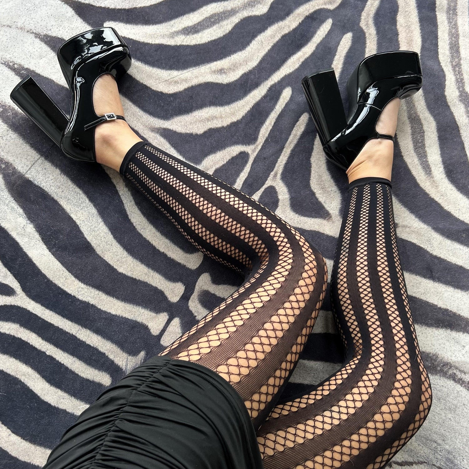 Ravish Footless Fishnets - Snag