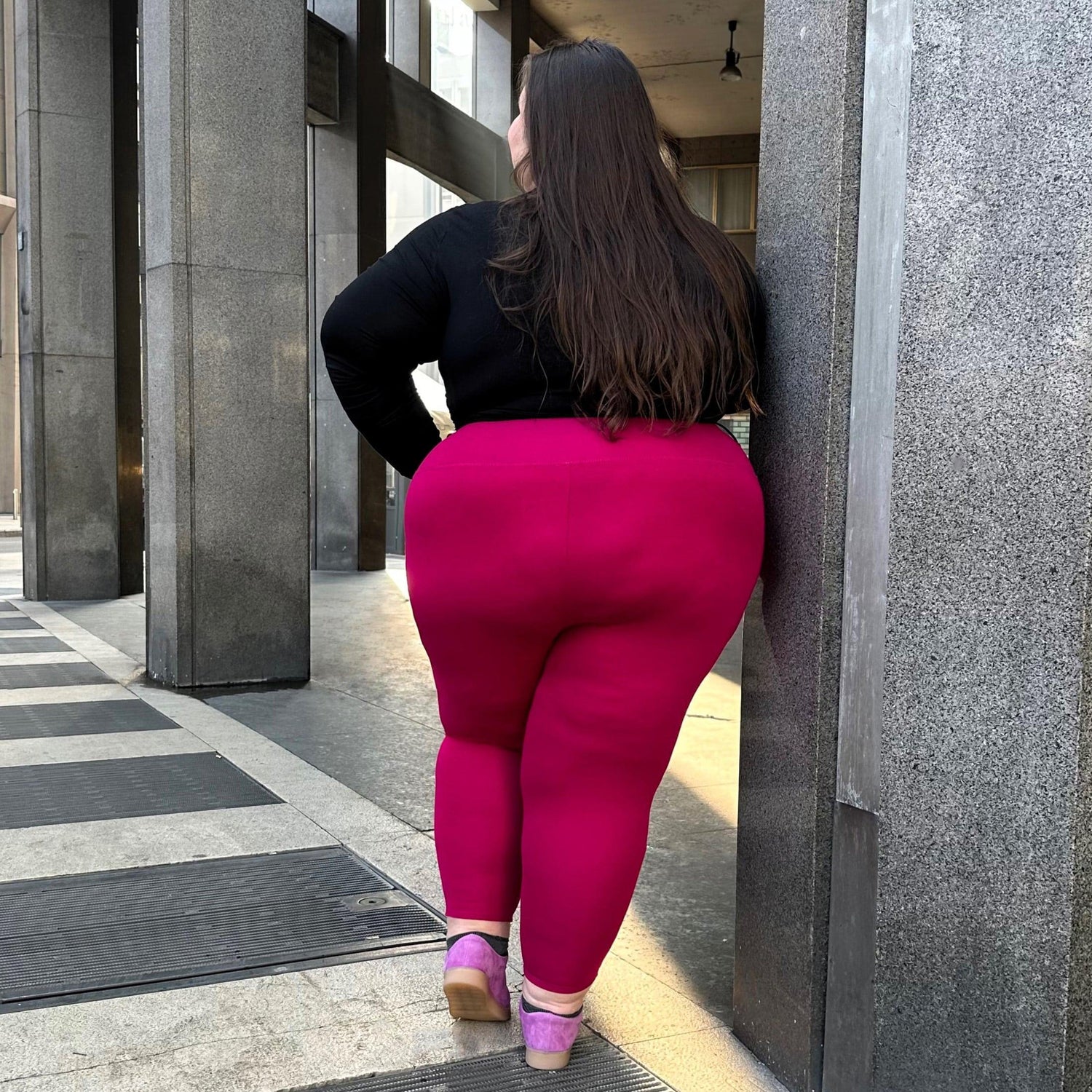 Squat Proof Short Leggings - Raspberry Pie - Snag