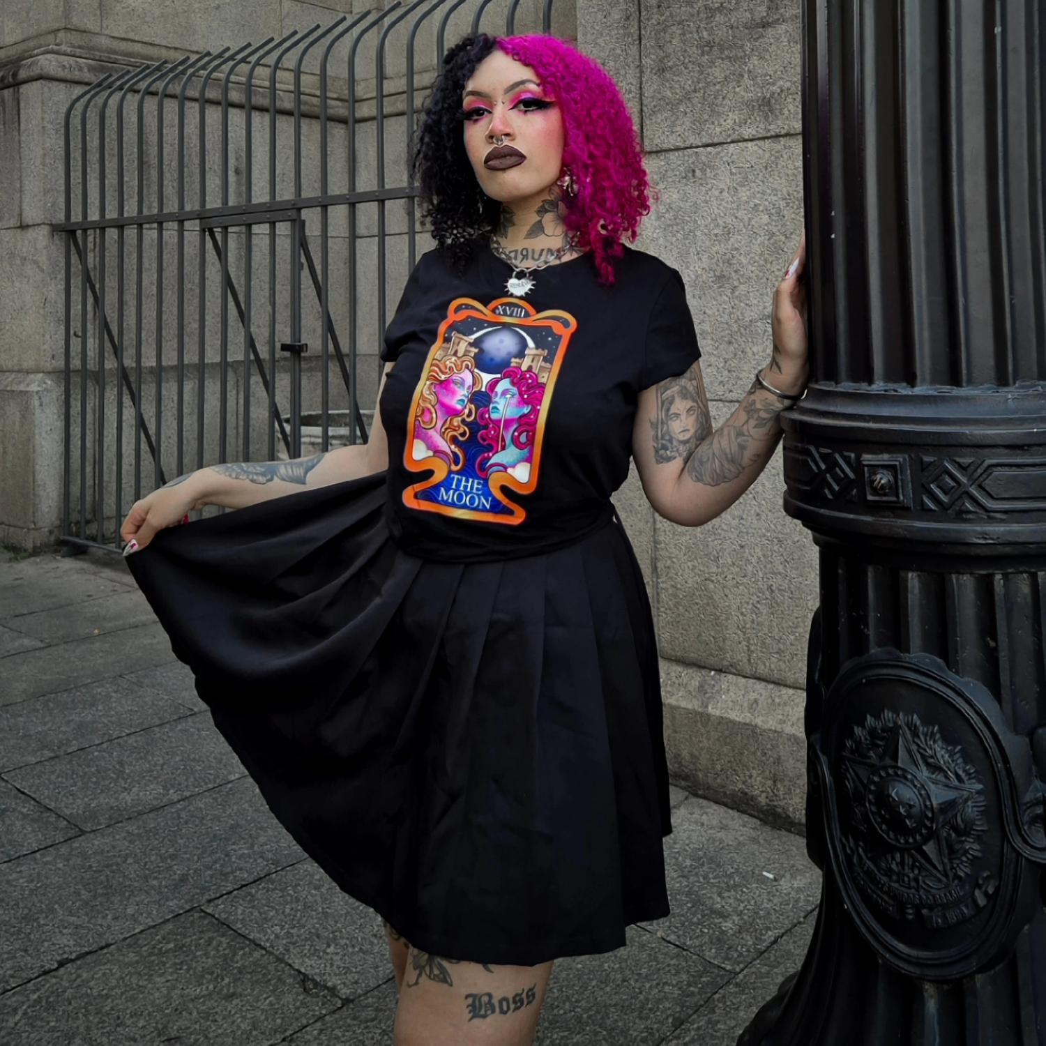 The Moon Tarot Baby T-shirt | Black Fitted Crop Top – Snag