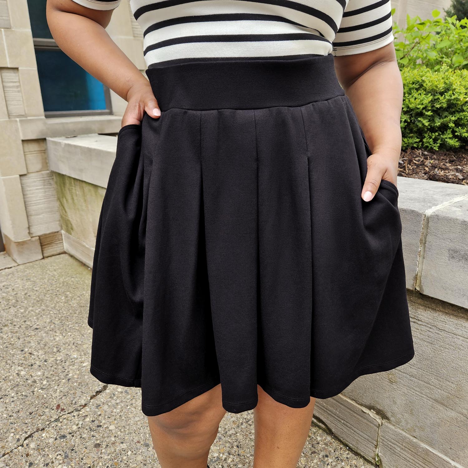 Petal Pleated Skirt - Black – Snag