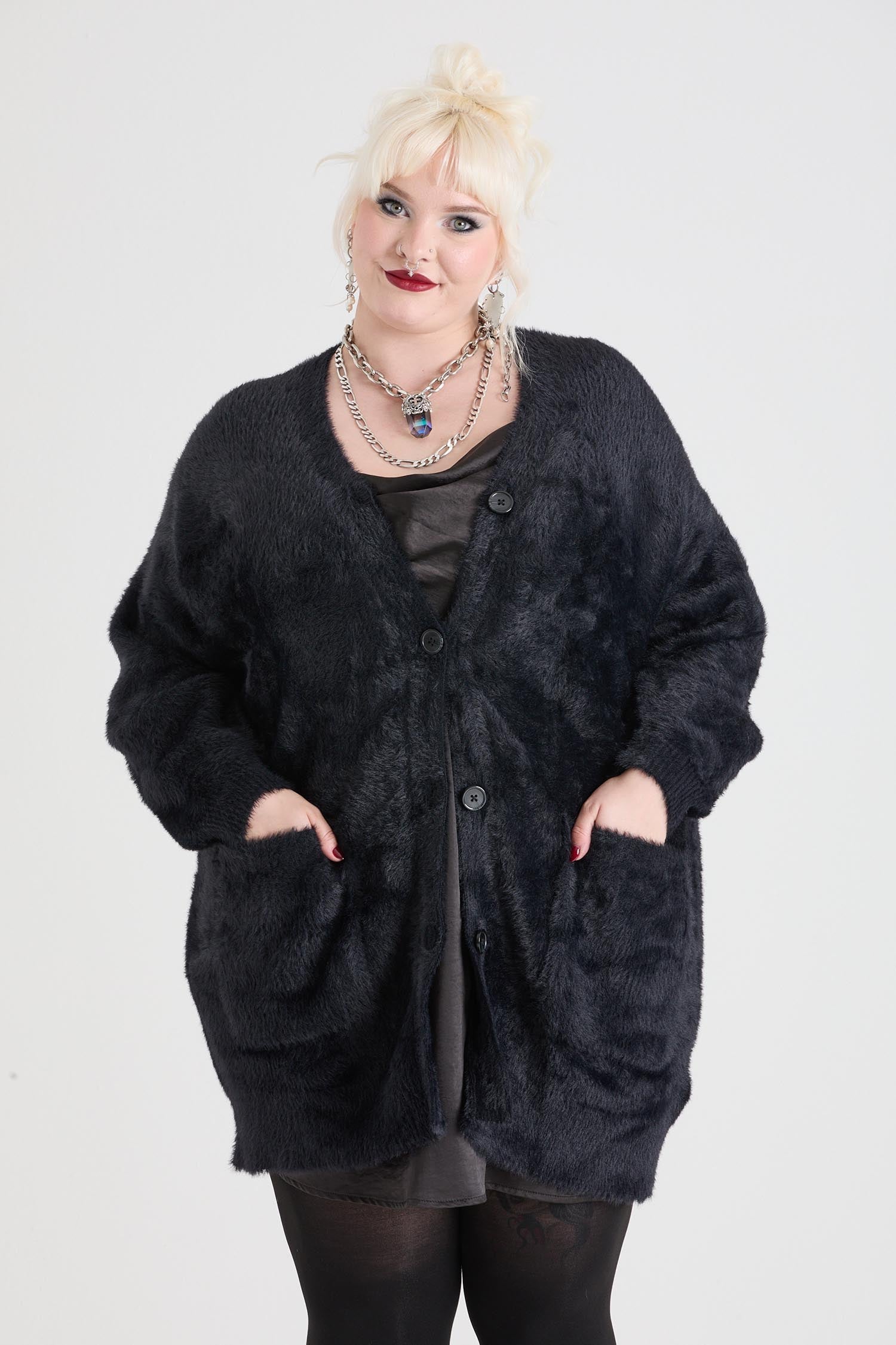 Oversized Fluffy Cardigan | Cosy Knitwear | Snag