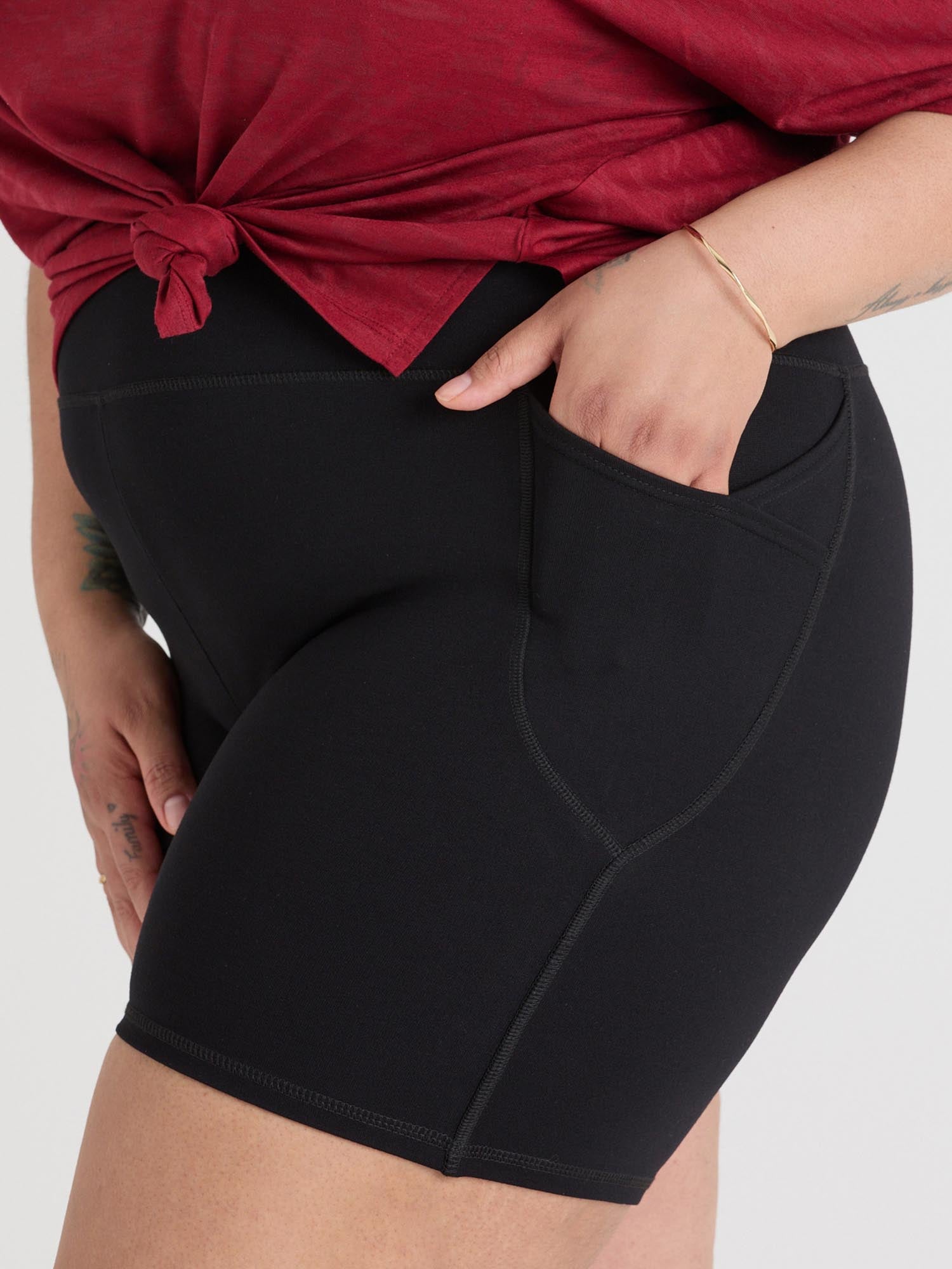 Black Short Cycling Shorts Snag