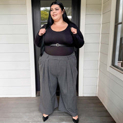 Jillian - 5'7" - Size H2 (Charcoal Trousers)