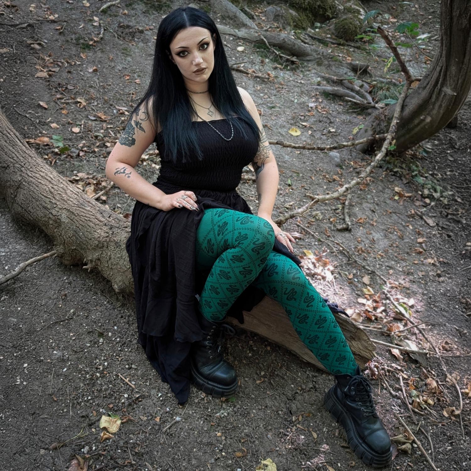 80 Denier Opaque Tights - Corra Snakes - Foliage Green