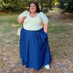 Naomi - Size I - Height 4'11" - Inseam 24"