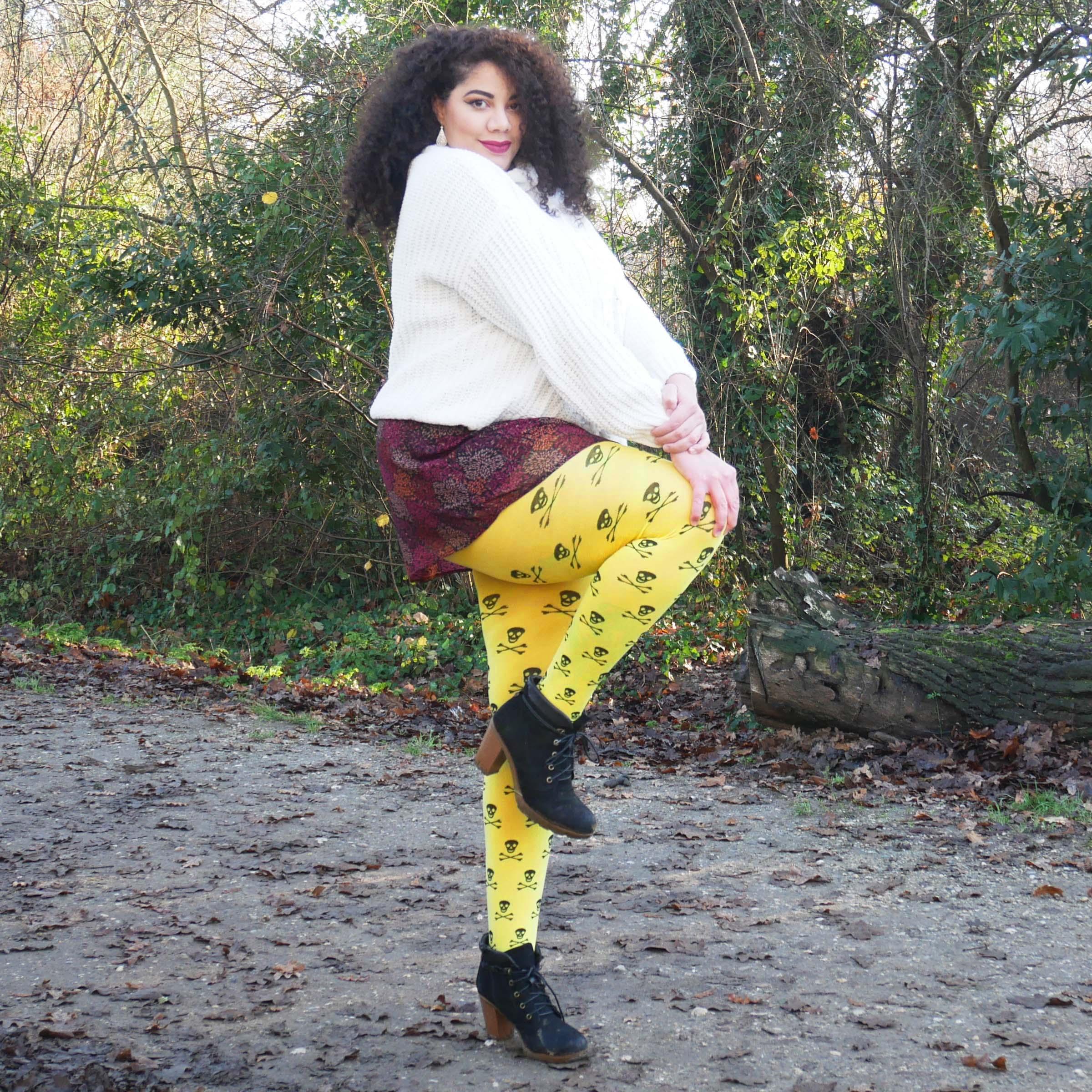 Skull Patterned Yellow Coloured Tights