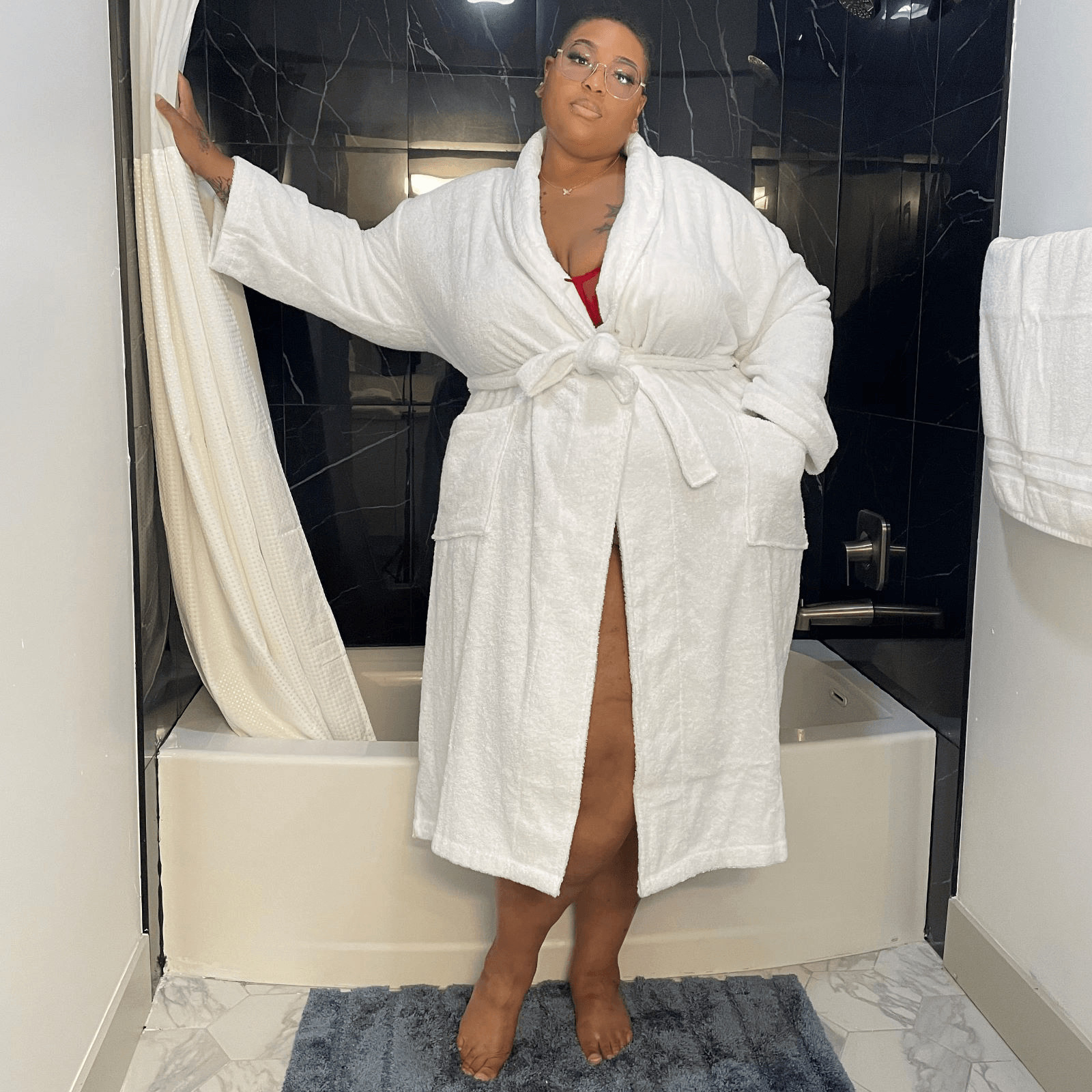 Luxury Large Bath Robe in White - Snag