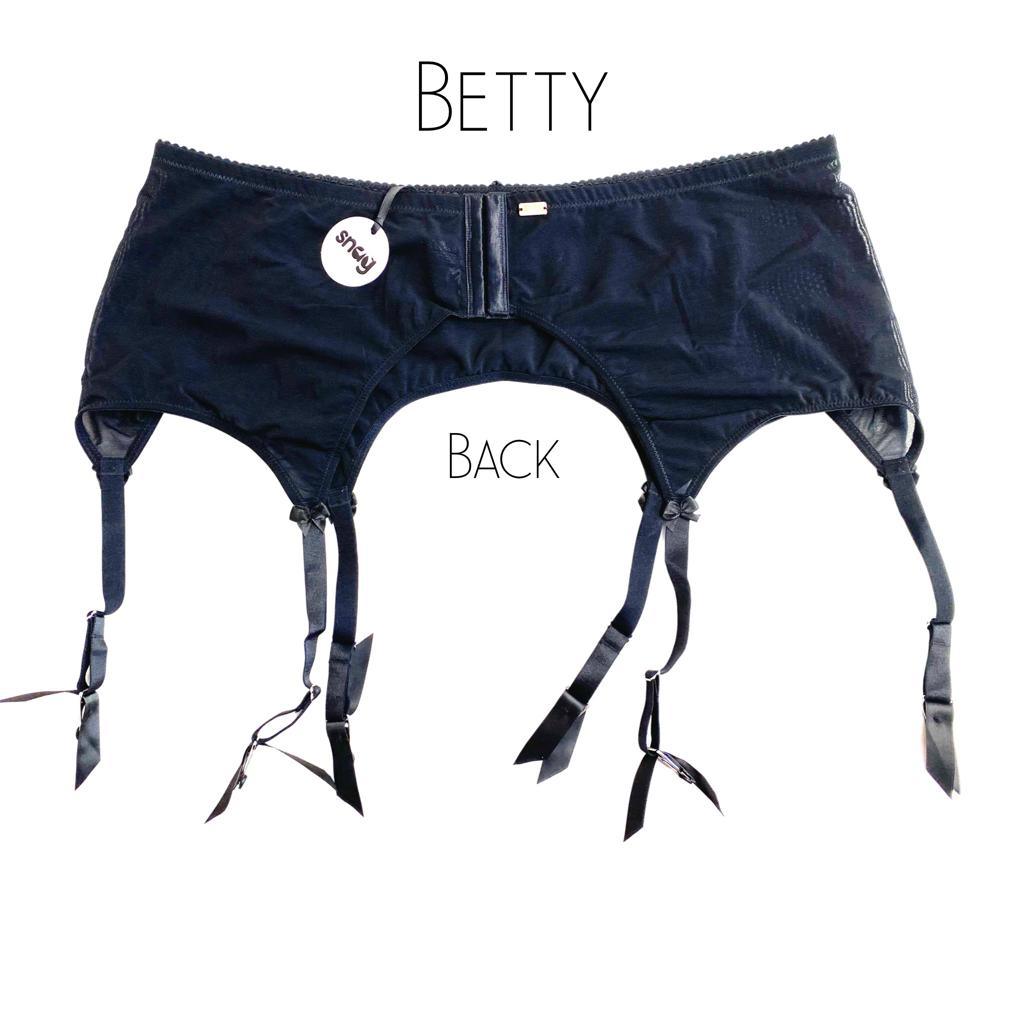 Vintage Suspender Belt - Betty - Snag