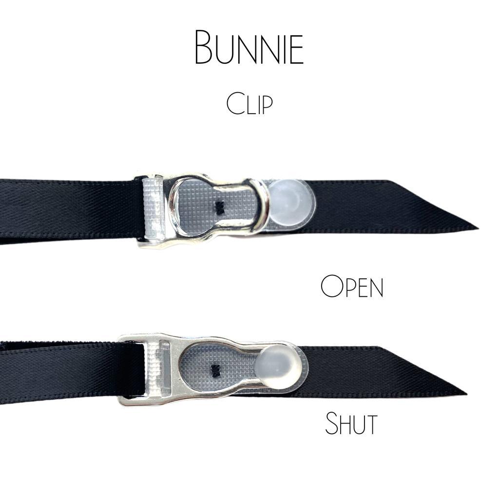 Vintage Suspender Belt - Bunnie - Snag